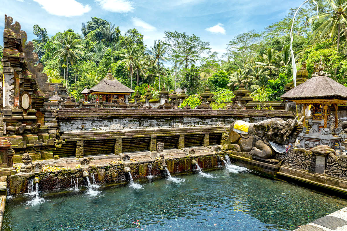 Holy bath tirta empul temple